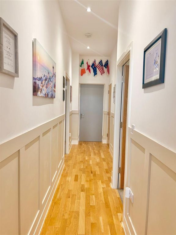 Property photo 2 of 14 Entrance.Jpg