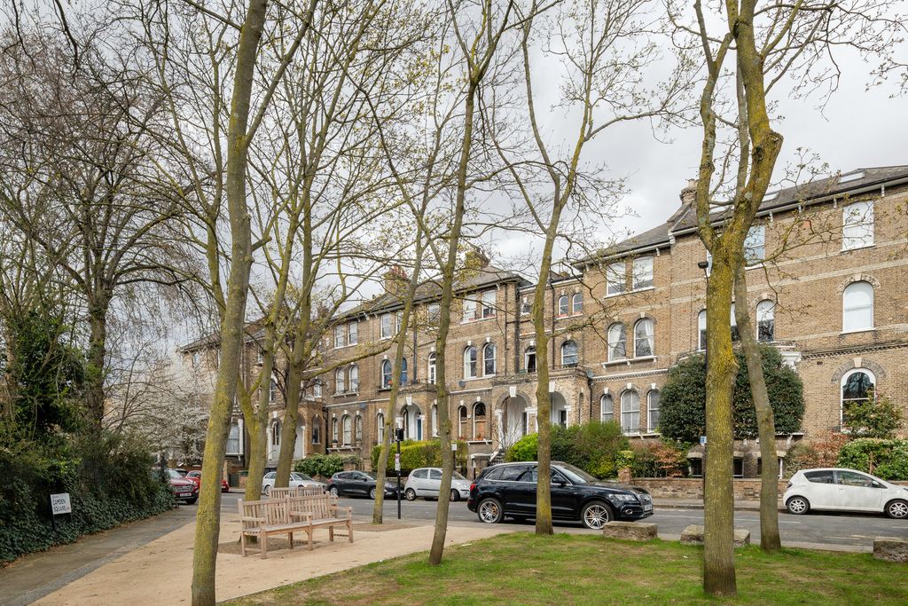 Property photo 2 of 19 335610 - Exterior2.Jpg