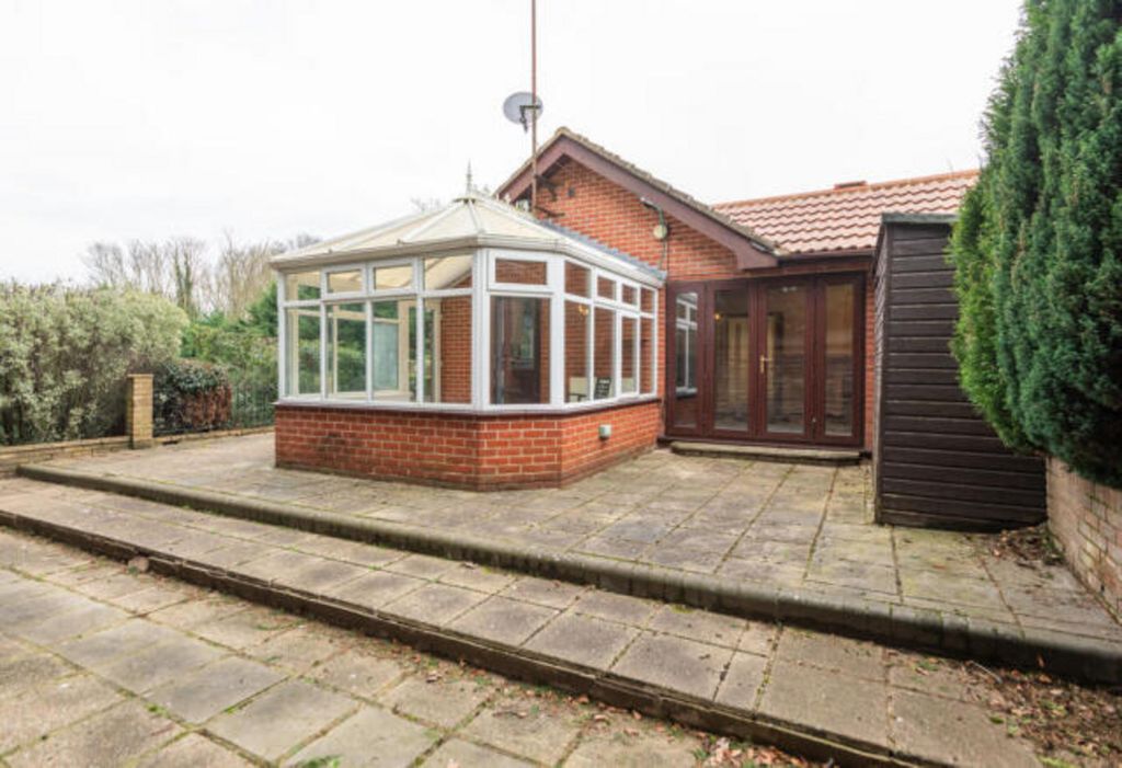 Property photo 1 of 23