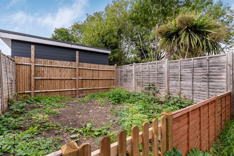 Property photo 2 of 11 Photo 1