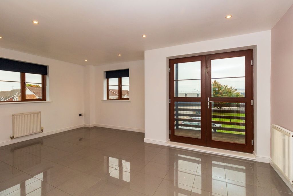 Property photo 2 of 8 Living Dining Room