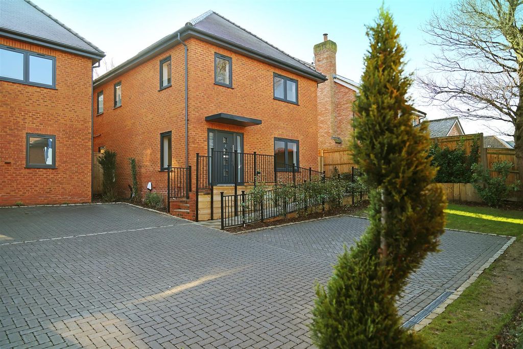 Property photo 1 of 20 Miscext-At-Chartlandclose-Jan25-1065.Jpg