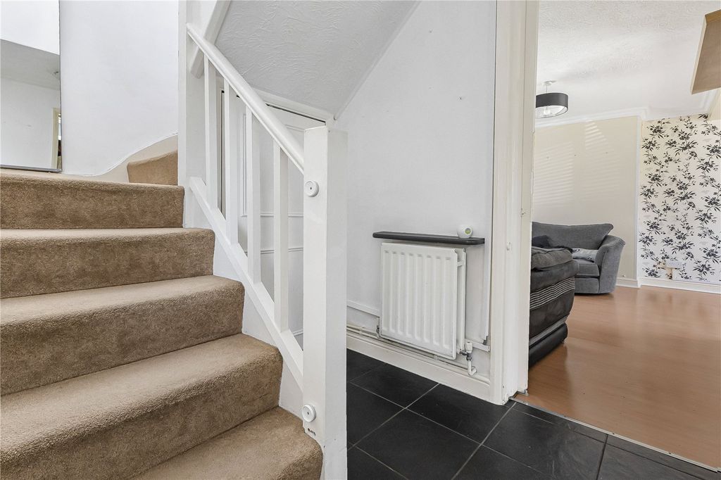 Property photo 3 of 18 Picture No. 12