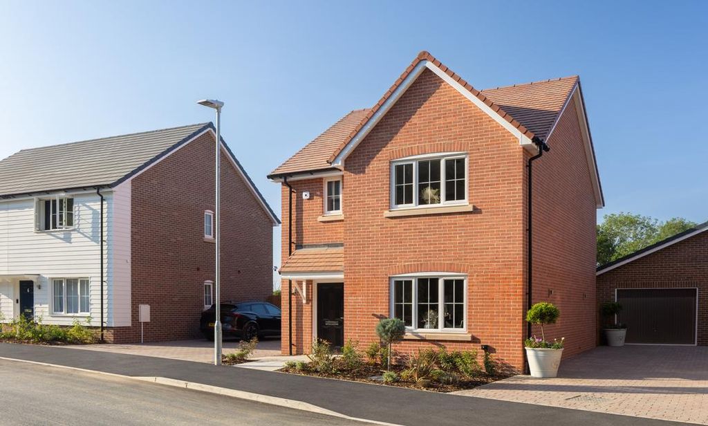 Property photo 1 of 8 Dandara - Zoopla -