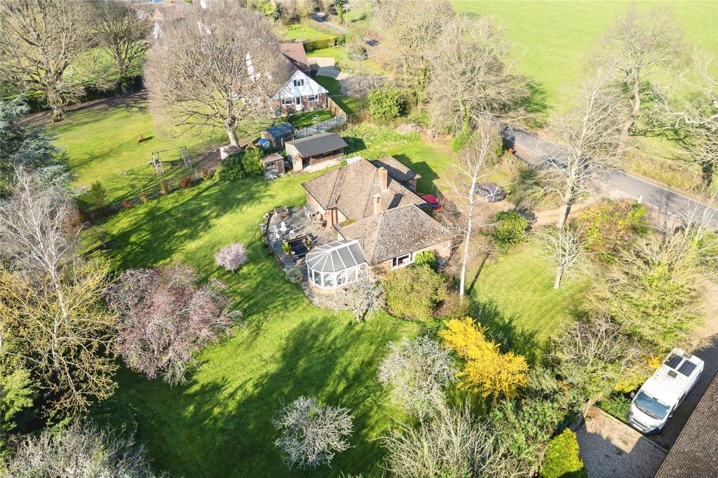 Property photo 1 of 17 Picture No. 01