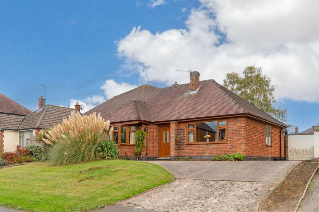 Property photo 1 of 21