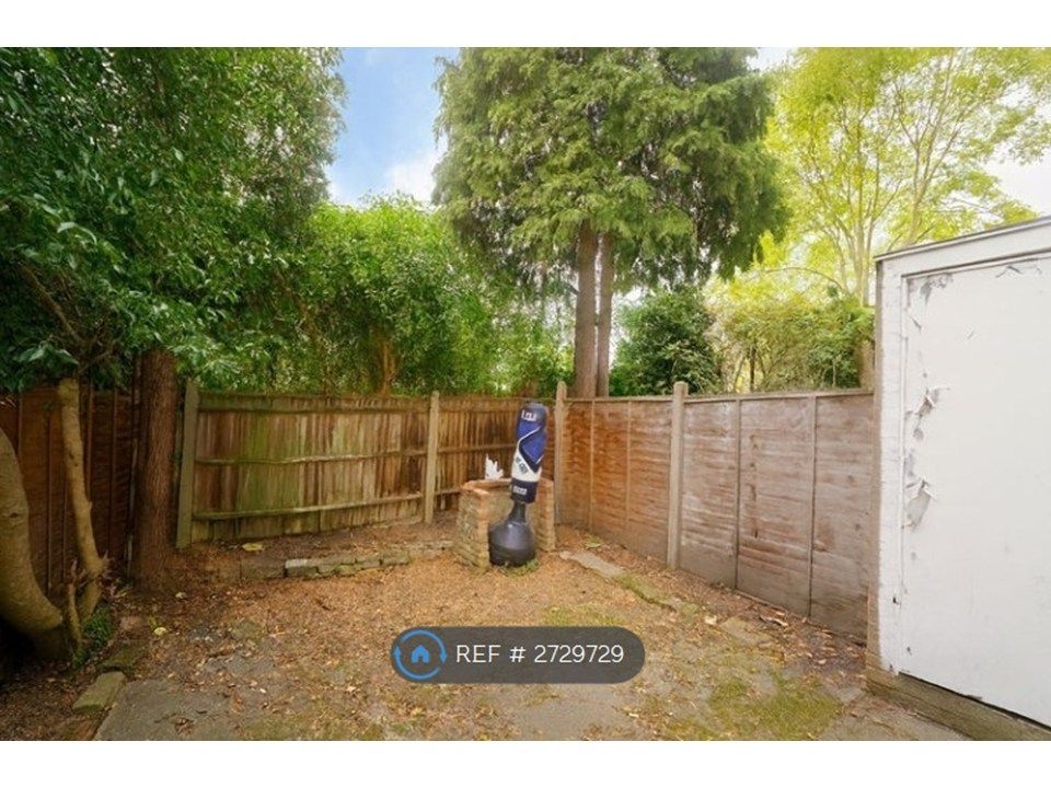 Property photo 3 of 4