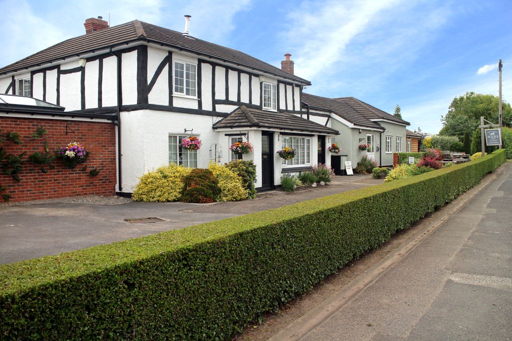 Property photo 1 of 14
