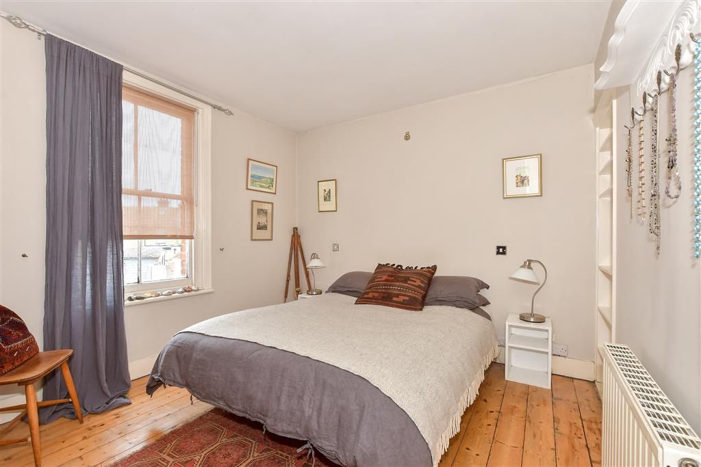 Property photo 1 of 14 Bedroom 1