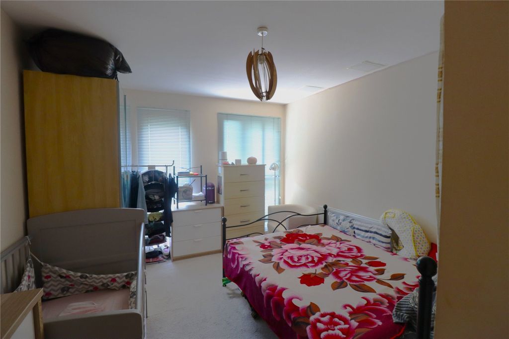 Property photo 2 of 6 Picture No. 01