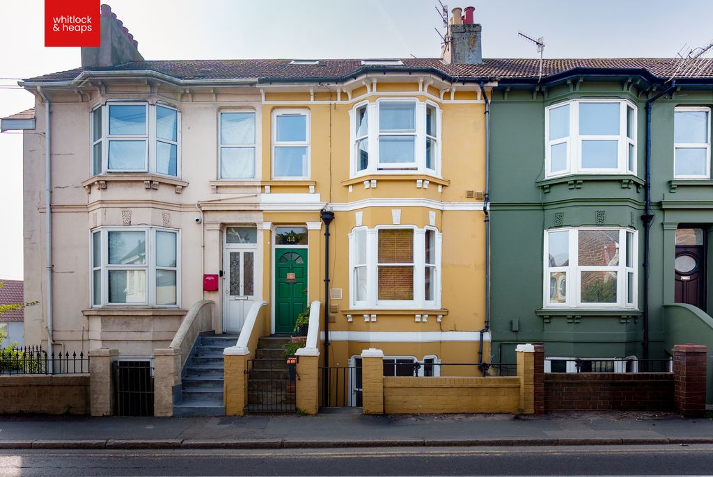 Property photo 1 of 10