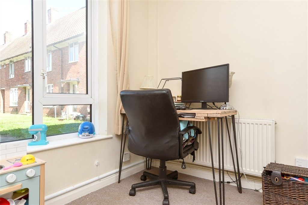 Property photo 2 of 8 Internal Lifestyle Photograph