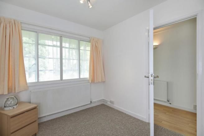 Property photo 3 of 5 Bedroom