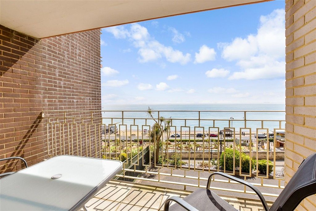 Property photo 1 of 12 Balcony / Terrace