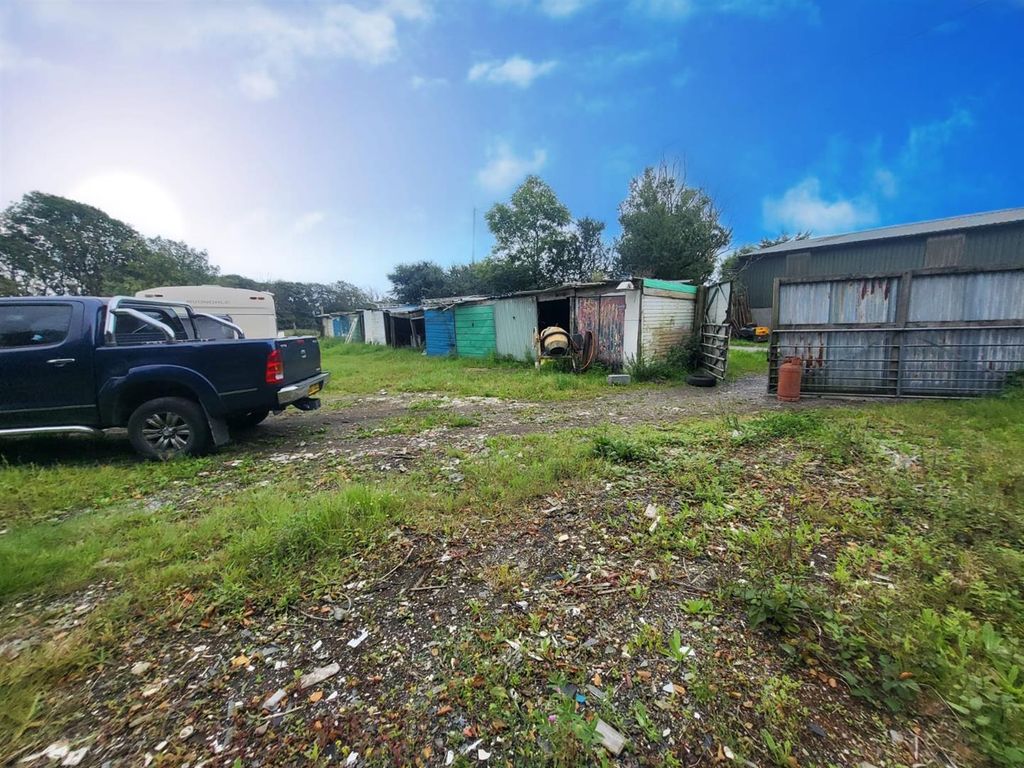 Property photo 2 of 4 9Baffebe-5Df1-487A-972B-2E05B1d662F8.Jpg
