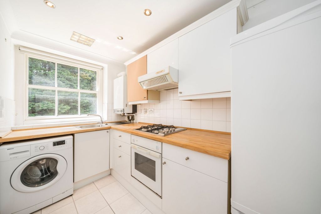 Property photo 3 of 6 Picture No. 04