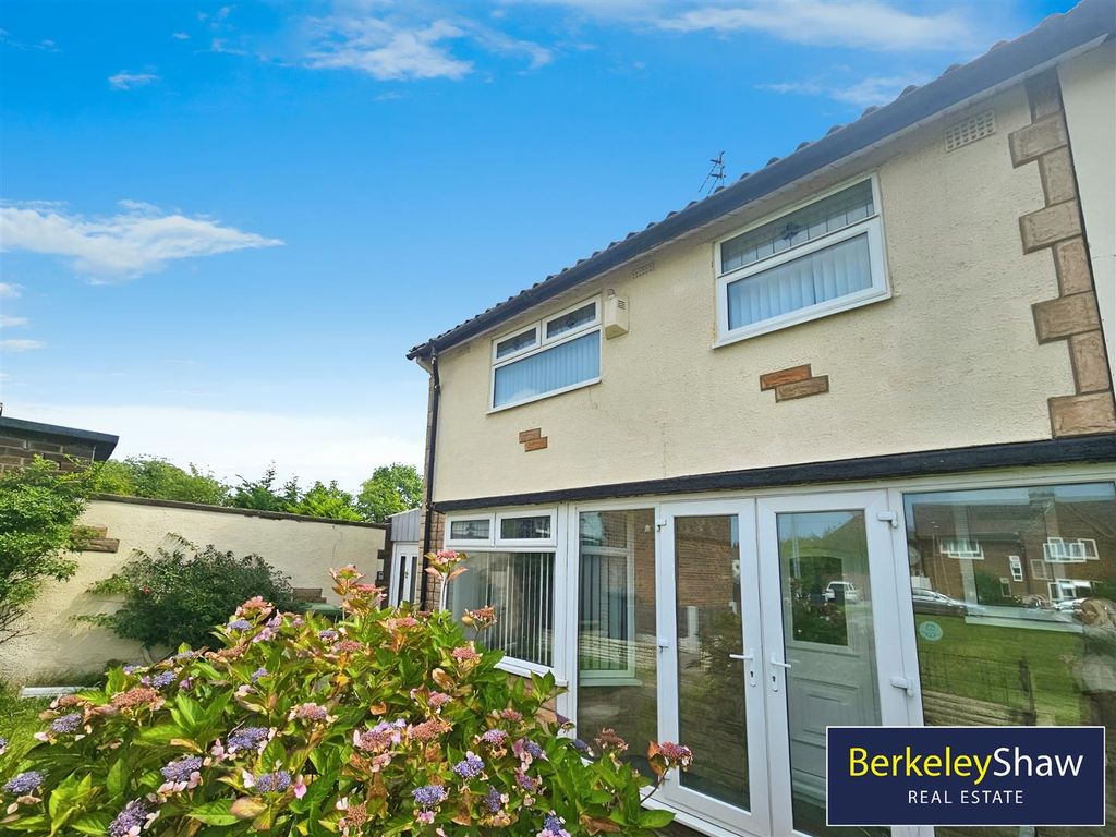 Property photo 1 of 10 External