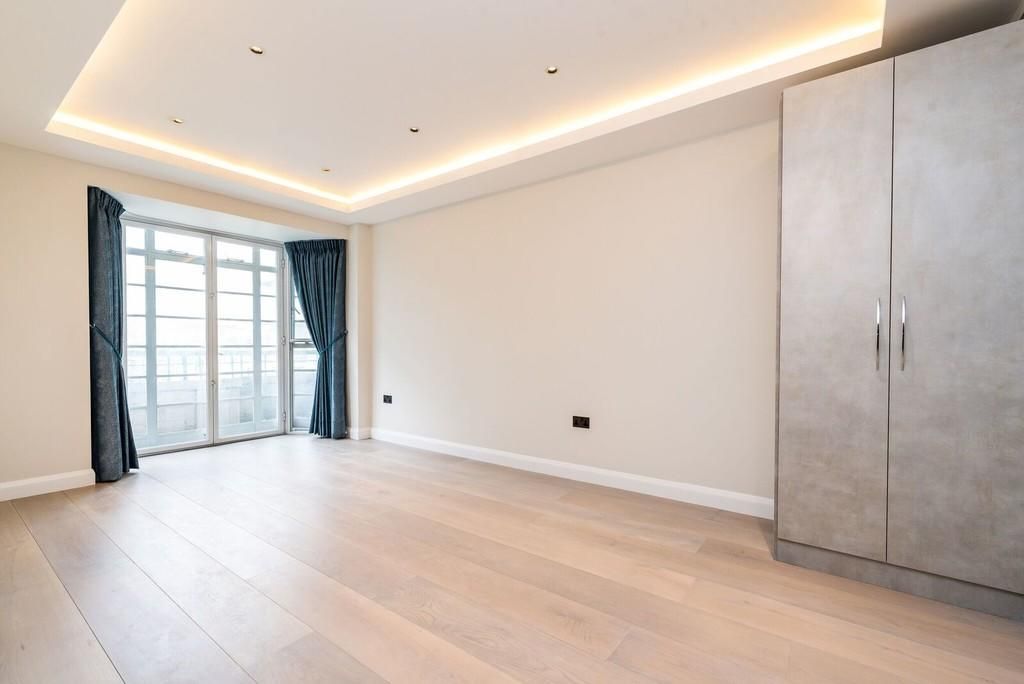 Property photo 2 of 12 Photo 7