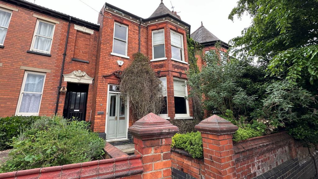 Property photo 1 of 22