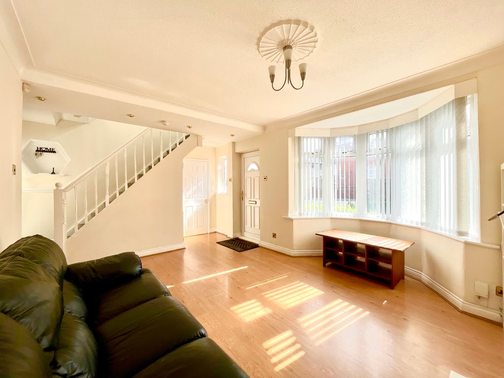 Property photo 3 of 21