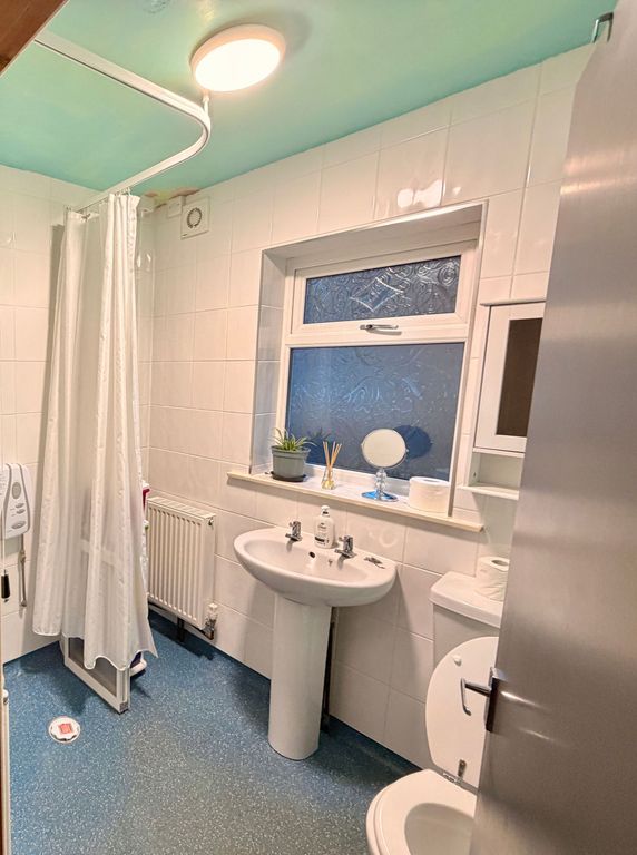 Property photo 3 of 23 Wetroom