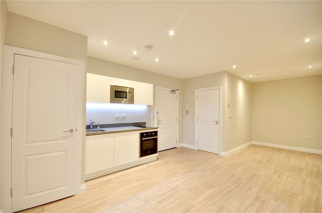Property photo 1 of 10 1