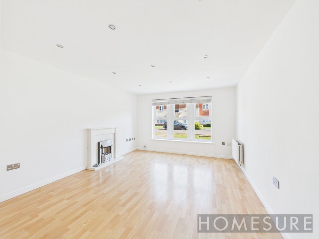 Property photo 2 of 18 Picture No. 09