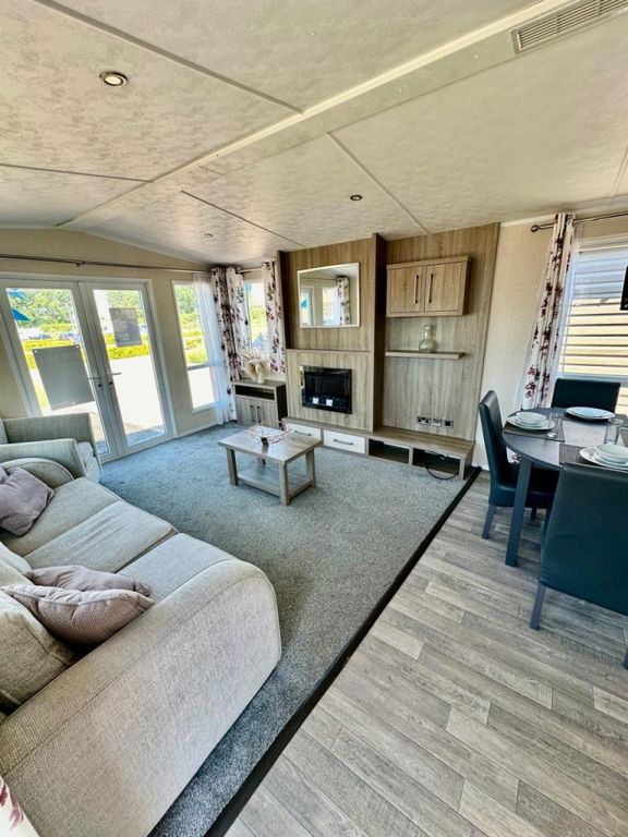 Property photo 1 of 6 Seal Bay Resort - Victory - Rimini - 2020 | For Sale