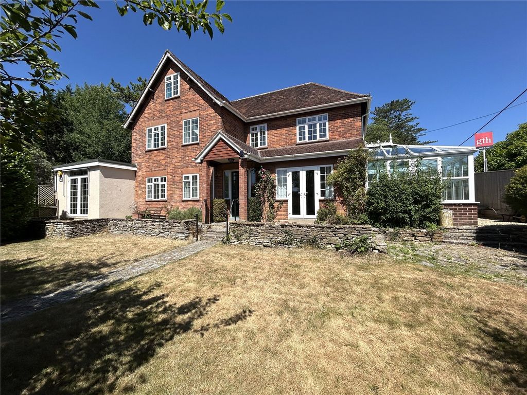 Property photo 1 of 33 Picture No. 78