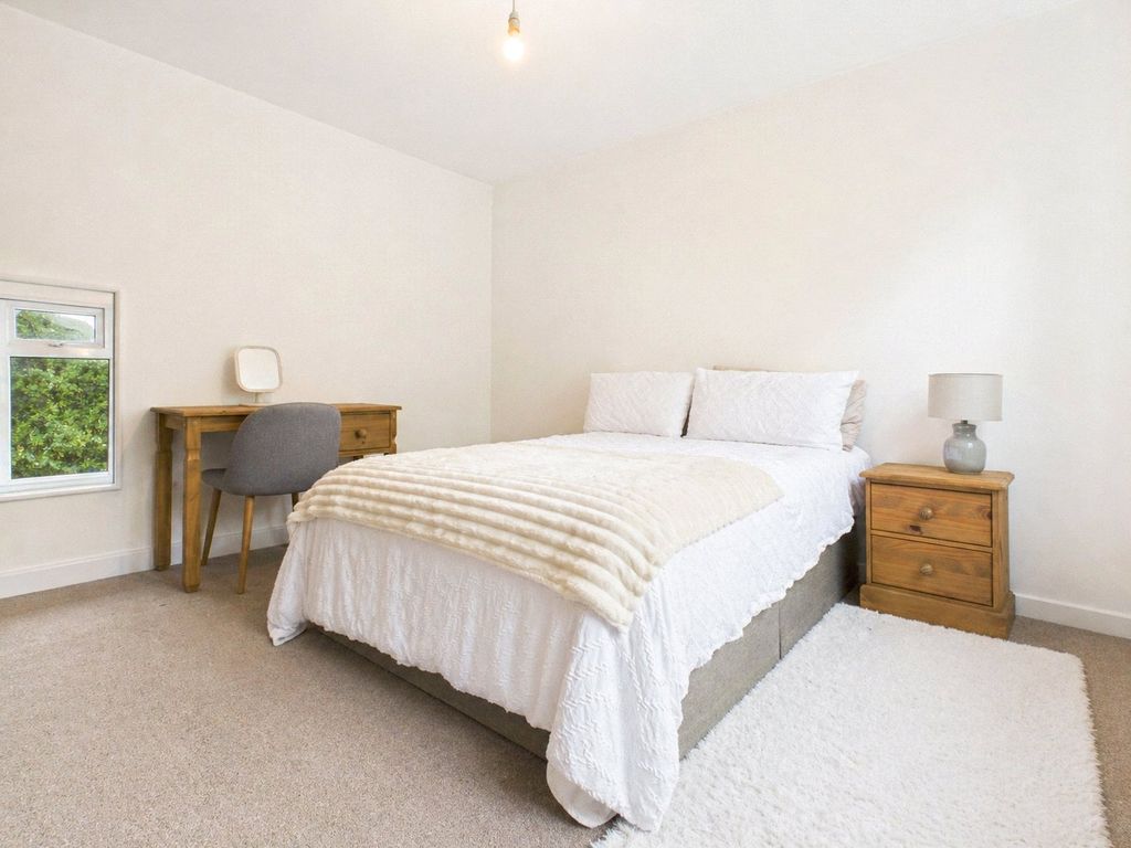Property photo 1 of 14 House To Rent