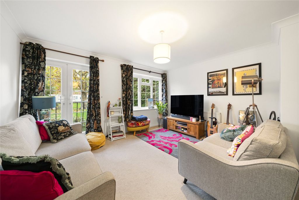 Property photo 2 of 9 Picture No. 03