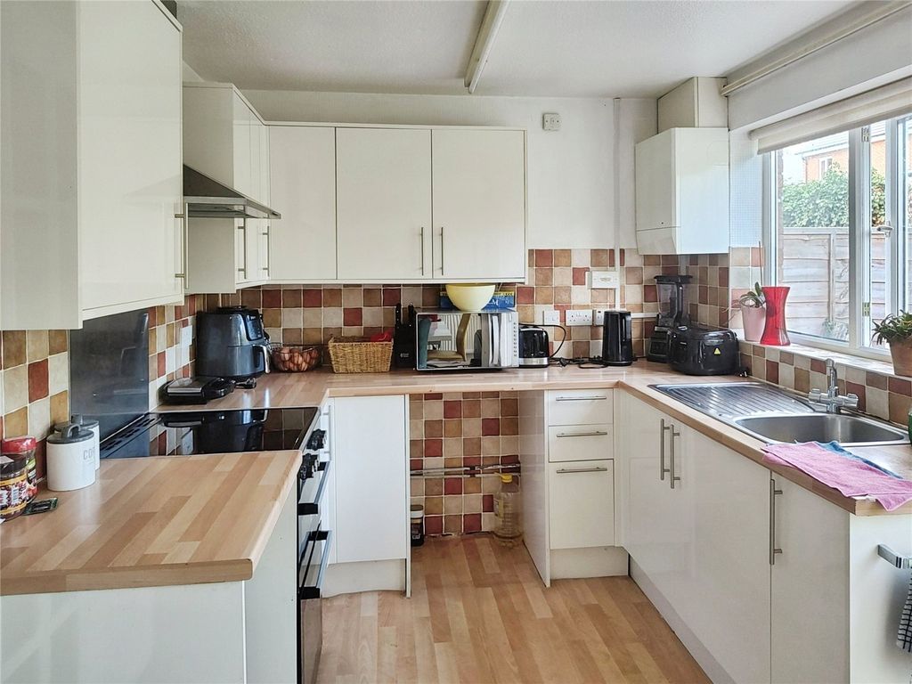 Property photo 3 of 11 Kitchen/Diner