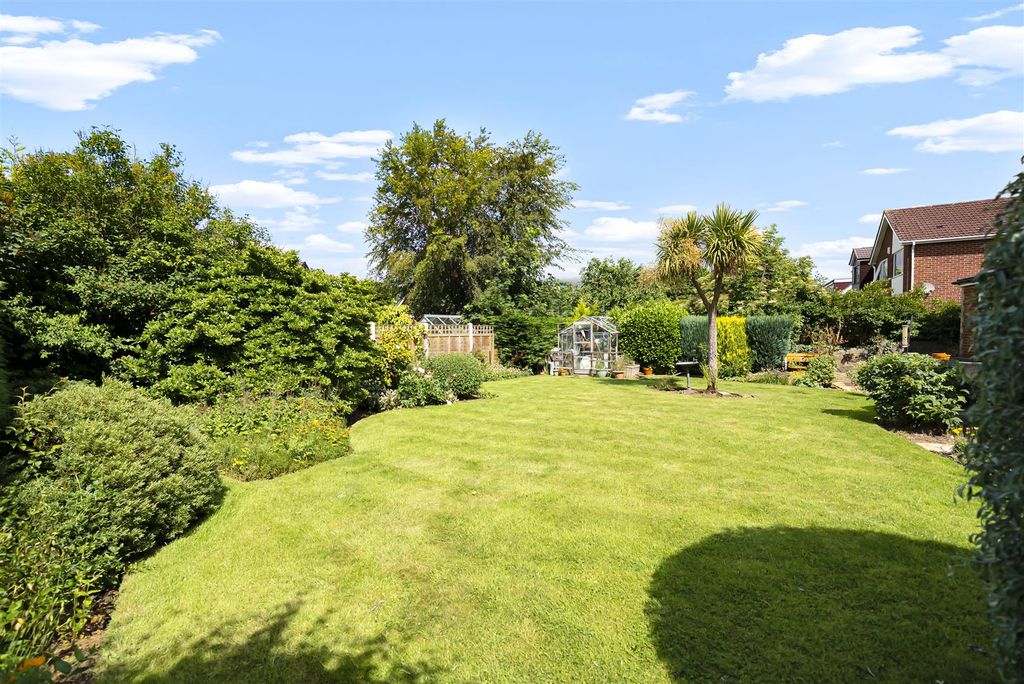 Property photo 2 of 20 Rear Garden