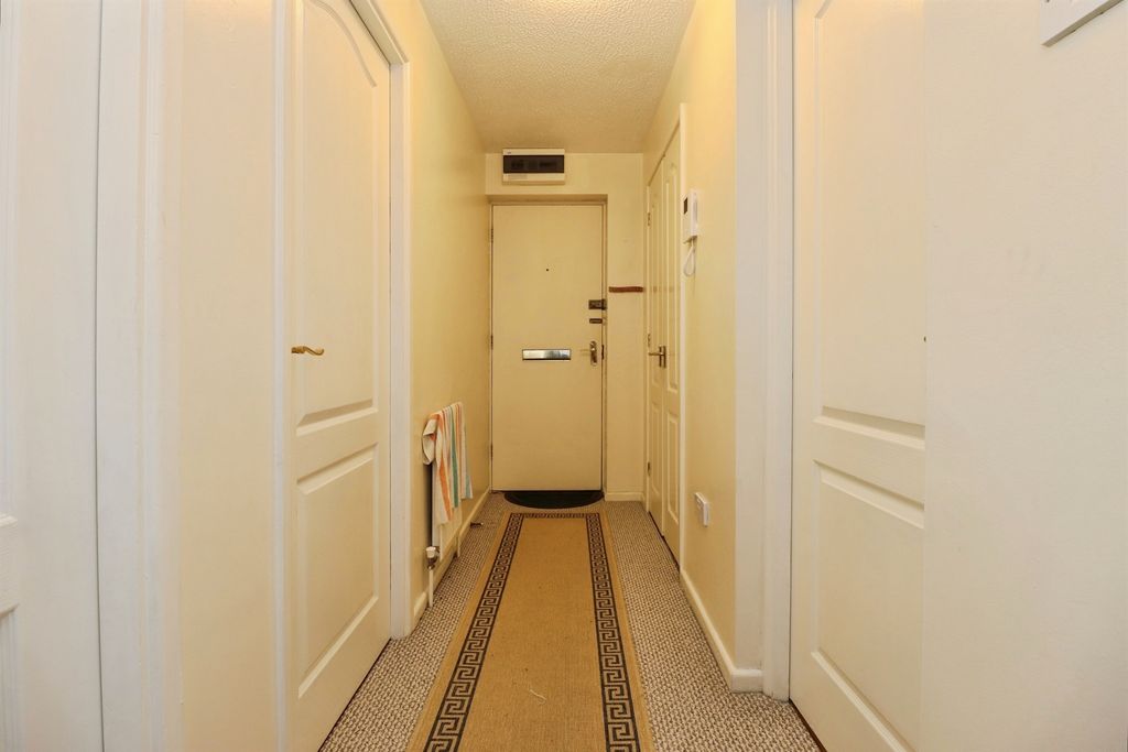 Additional image 19 of 2 bed flat for saleHigh Street, Rothwell, Kettering NN14