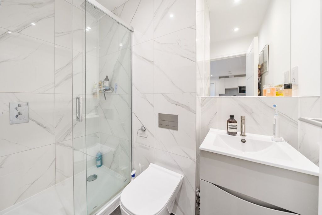 Property photo 3 of 11 Picture No. 06