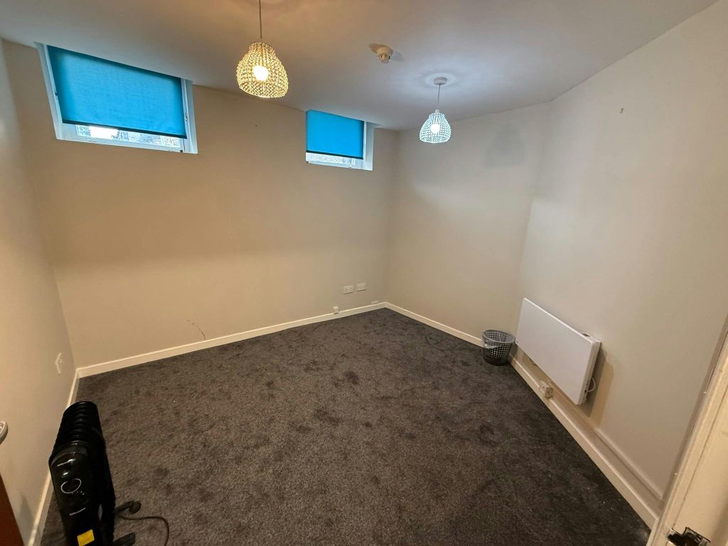 Property photo 3 of 9 2d2Db735-Fa85-4F06-A65d-A953861F9B0c.Jpg
