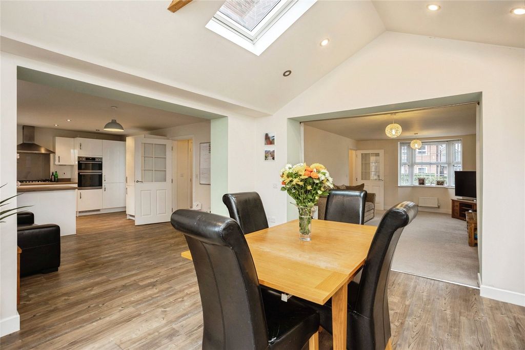 Property photo 1 of 24 Picture No. 22