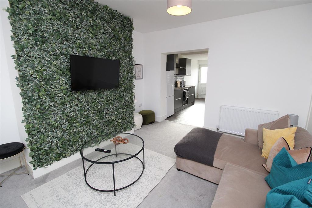 Property photo 2 of 19 Img_5613.Jpg