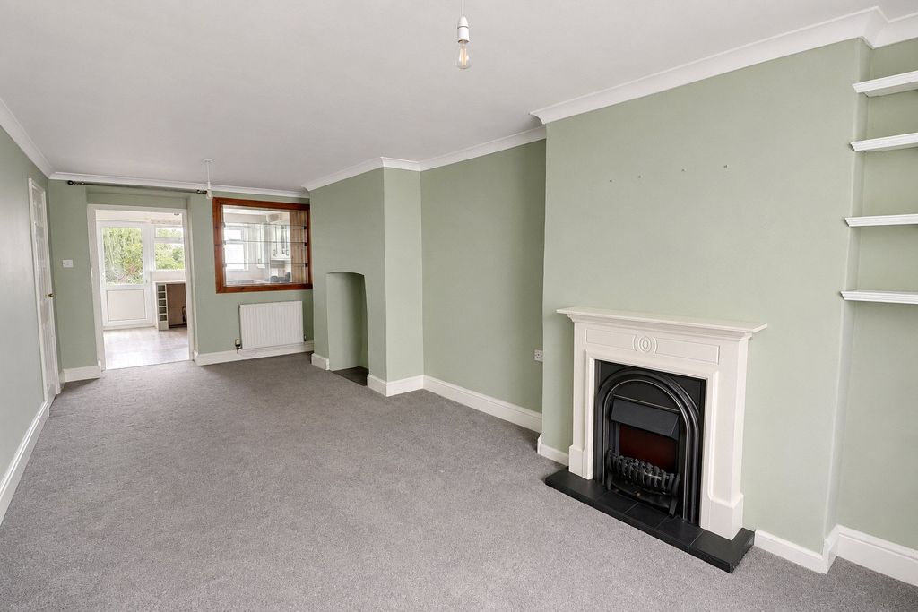 Property photo 3 of 13 3 - Picture No. 03