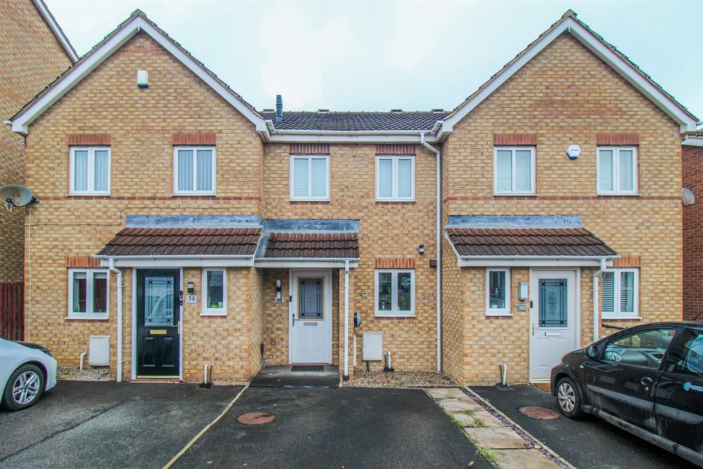 Property photo 1 of 8