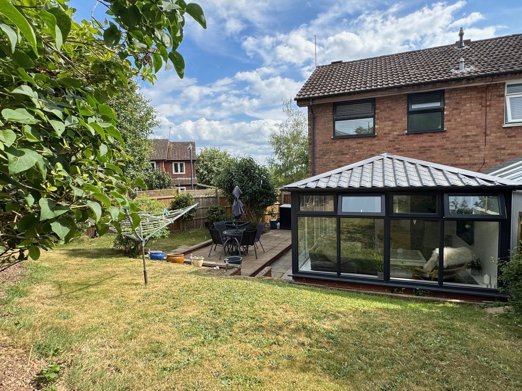 Property photo 3 of 10 11
