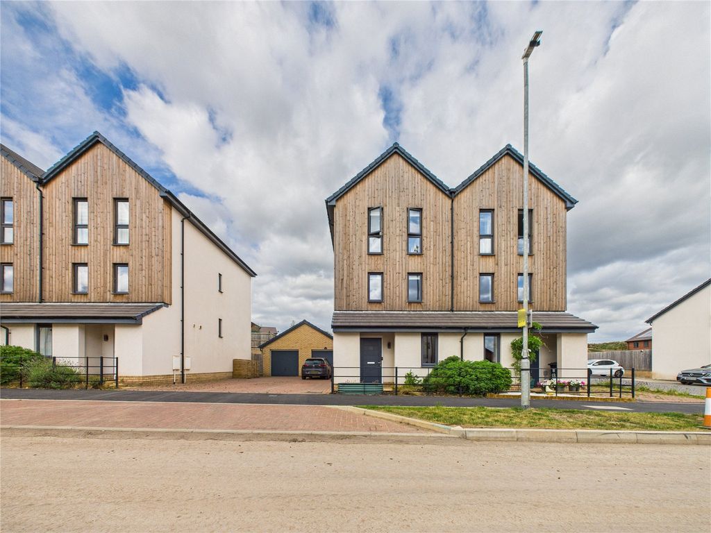 Property photo 1 of 22 Picture No. 26