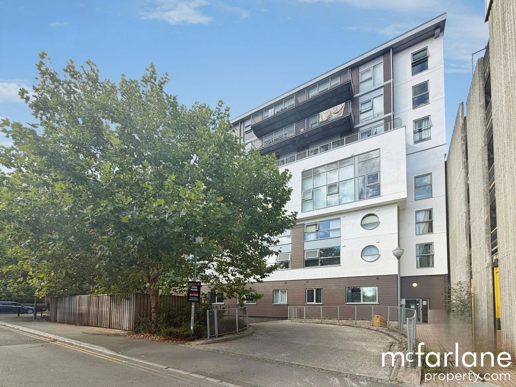 Property photo 1 of 13
