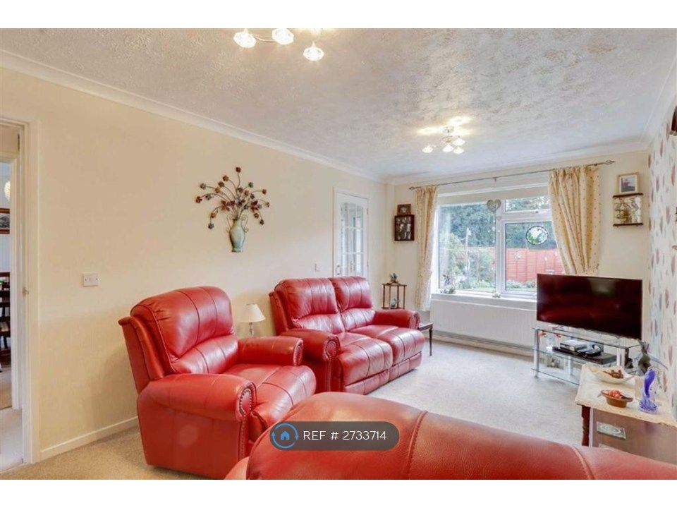 Property photo 3 of 14