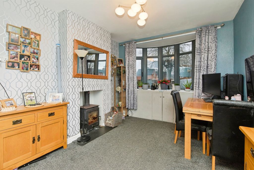 Property photo 2 of 18