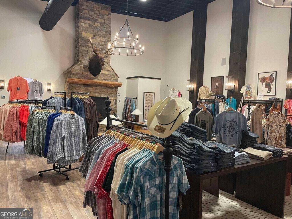 Property photo 2 of 13 <Alttext/>