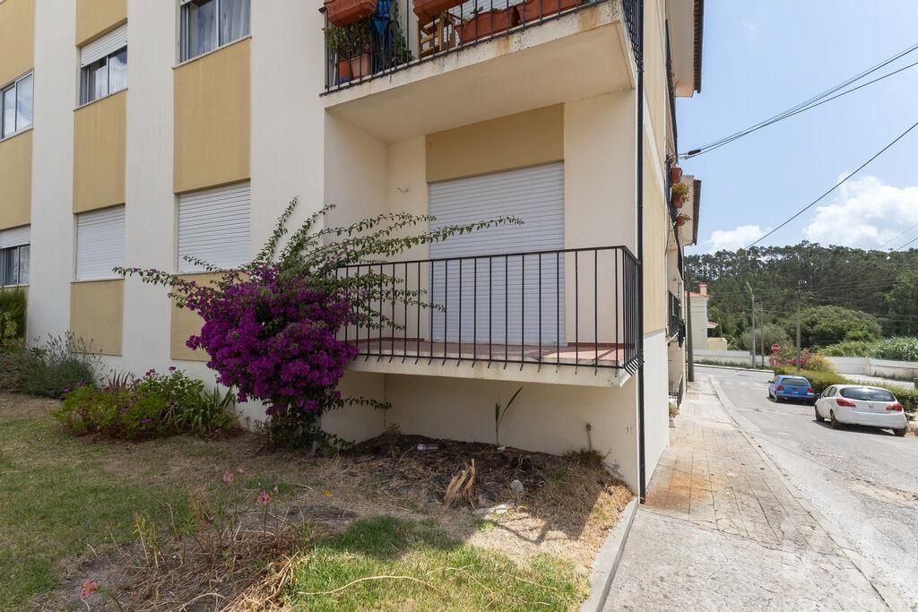 Property photo 3 of 40