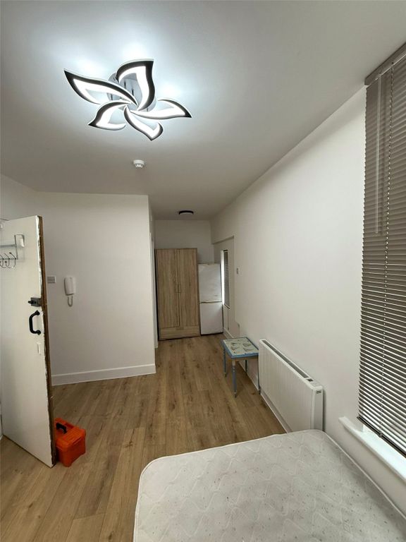Property photo 2 of 6 Picture No. 02