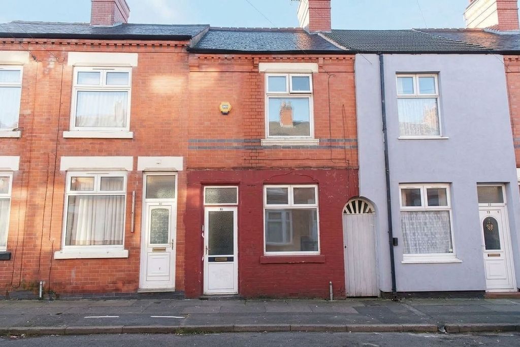 Property photo 1 of 16