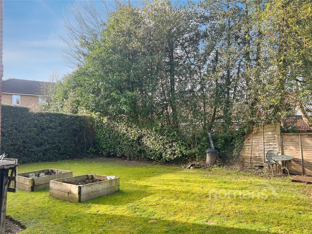 Property photo 3 of 15 Picture No. 07